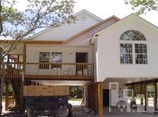 121 22nd Northeast St, Oak Island, NC 28465