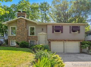 5382 Burgis Ave SE, Kentwood, MI 49508