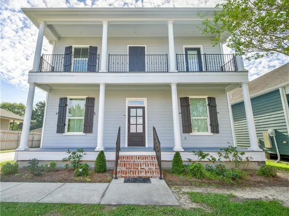 12 Seaward Ct, New Orleans, LA 70131