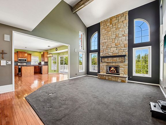 5th image of 16385 Celtic Cir