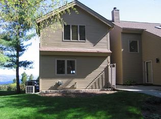 17 Top Of The World Rd, Lake George, NY 12845