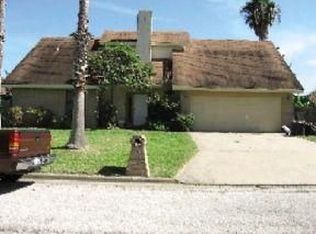 136 Timberline Dr, Port Lavaca, TX 77979
