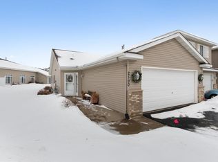 2190 Cleveland Way S, Cambridge, MN 55008