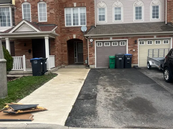 155 Decker Hollow Cir, Brampton, ON L6X 0L4