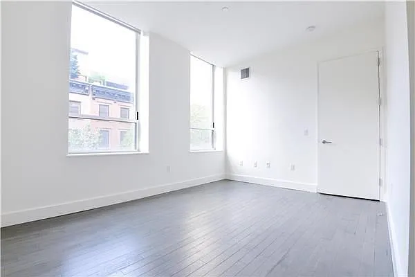 Rented by Park River | media 14