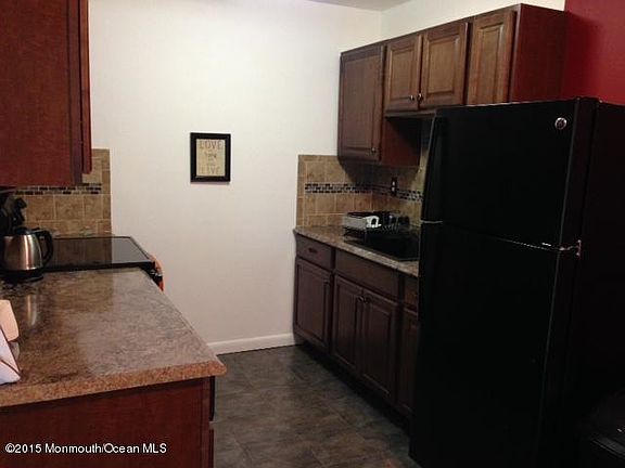 2nd image of 1121A Argyll Cir