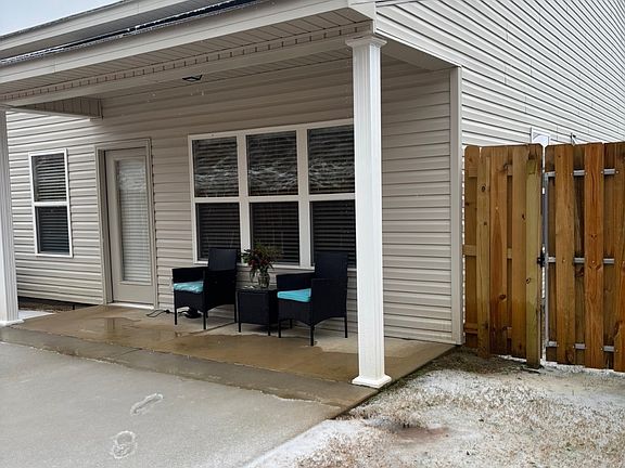 2nd image of 233 Willowton Ln