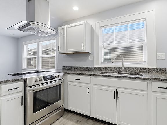 4th image of 442 S Arlington Ave