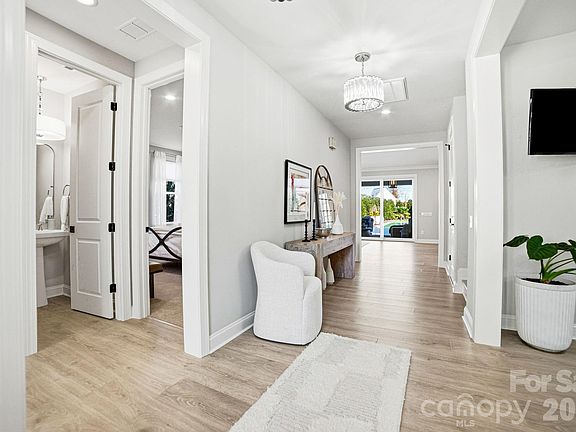 5th image of 13209 Oak Farm Ln