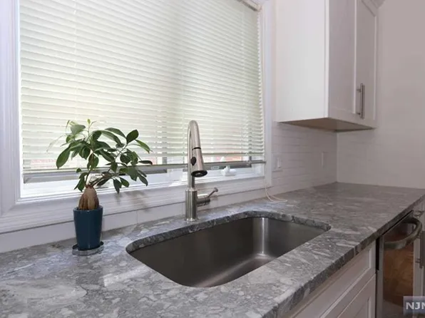 1513 13th Street image 13 of 26