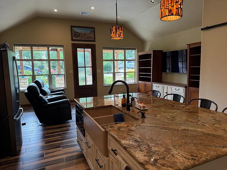 2453 Bottoms East Rd — Photo 12