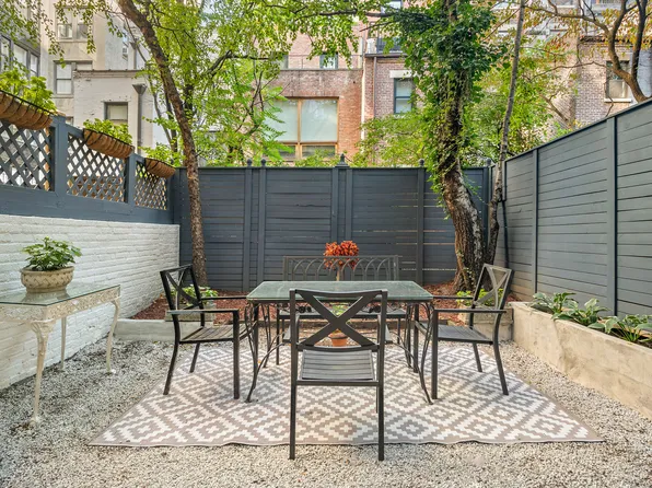 321 West 77th Street image 8 of 19