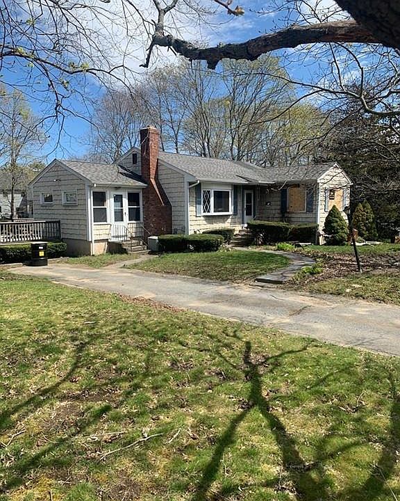 1st image of 14 Patricia Ln