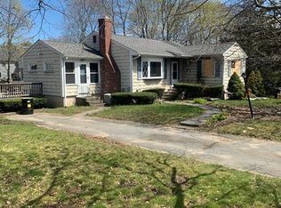 14 Patricia Ln, Weymouth, MA 02190