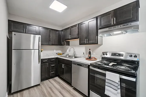 Beachwood Townhomes of Harrison Township Photo 1