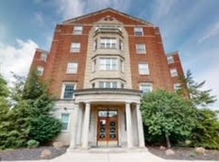13800 Fairhill Rd APT 111, Shaker Heights, OH 44120