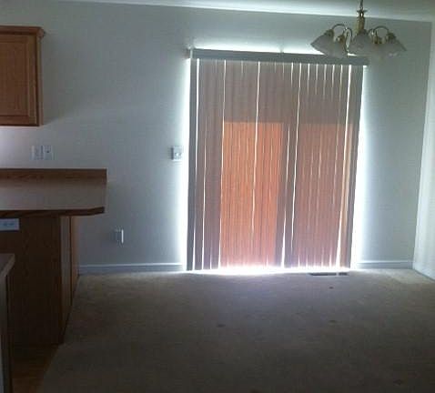 4th image of 2530 Paintbrush Dr