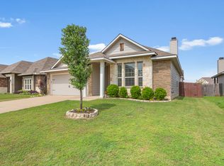 2920 Samson Dr, Lorena, TX 76655