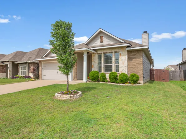 2920 Samson Dr, Lorena, TX 76655