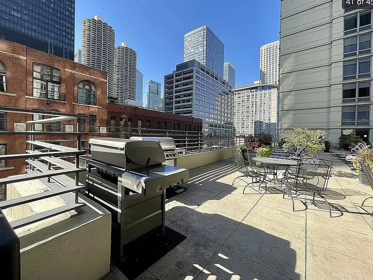 440 N Wabash Ave #3701 — Photo 10