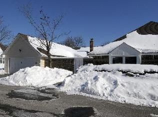 2 Hampton On Auburn, Rolling Meadows, IL 60008