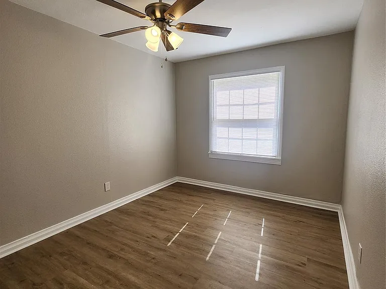 138 W Marion St — Photo 5