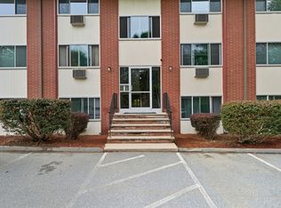 74 Beach St UNIT 5-3, Woburn, MA 01801