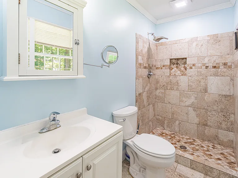 1708 Norton Estates Cir — Photo 29