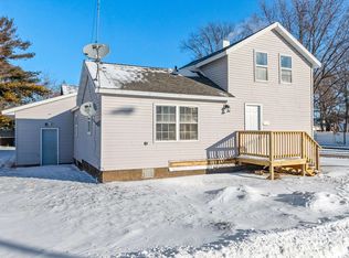237 Center St, Oconto, WI 54153