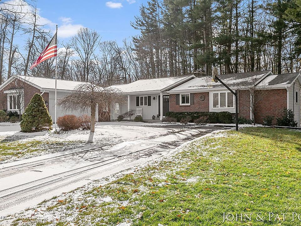 1st image of 6871 Pinebrook Dr