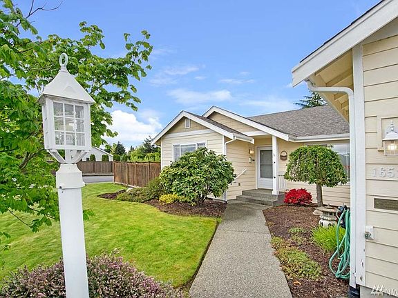 2nd image of 16528 135th Ave E