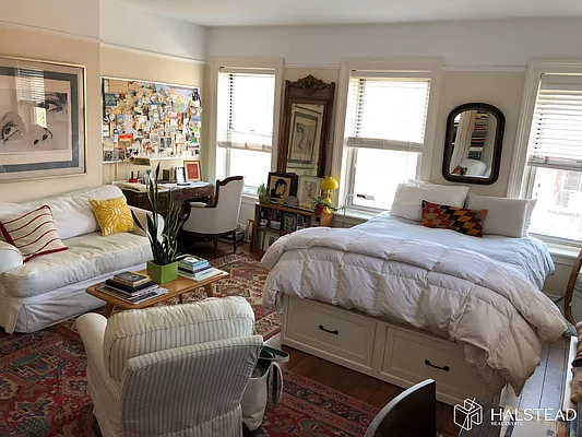 Rented by Halstead Real Estate | media 26