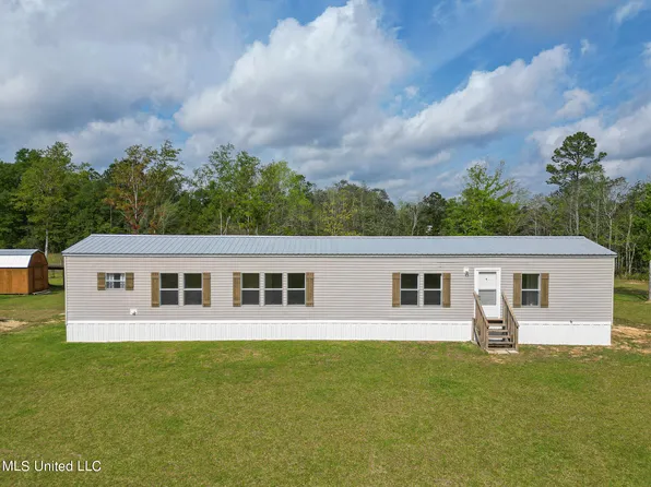 23635 Highway 603, Kiln, MS 39556