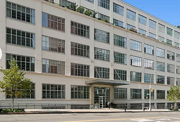 Rented by Luxus Manhattan Realty | media 20