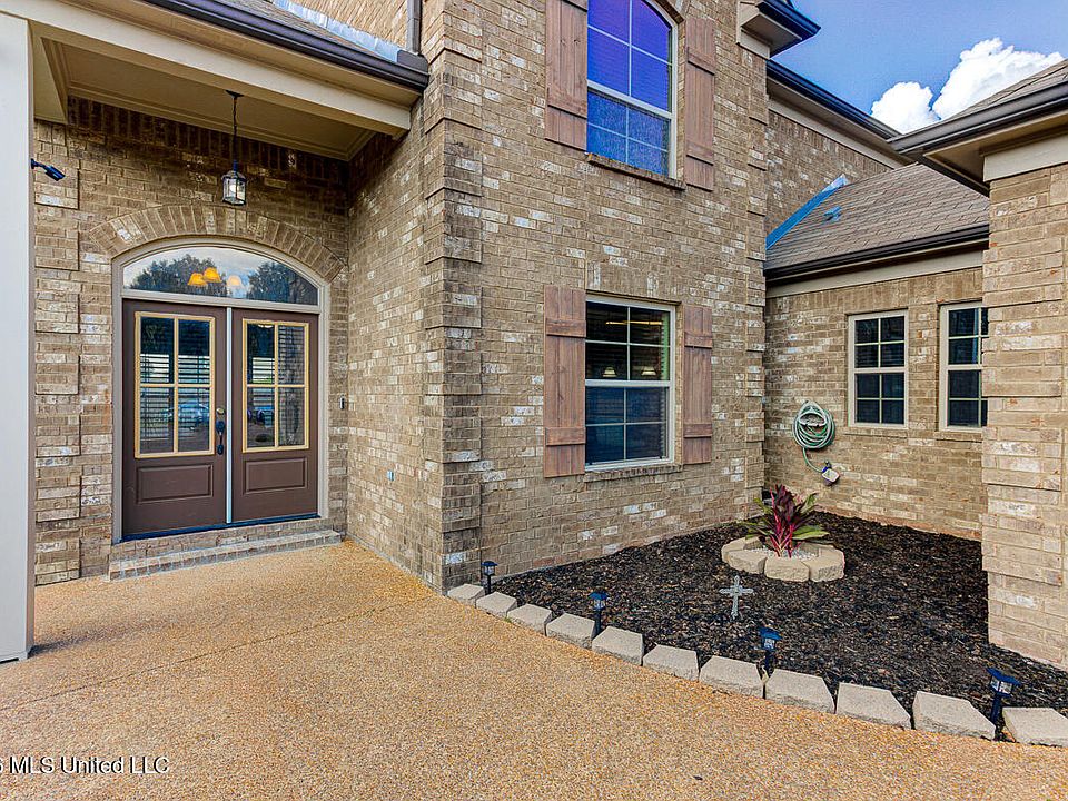 1st image of 1436 Arbor Lake Dr N