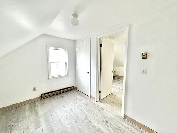 3rd image of 90 Franklin St #3