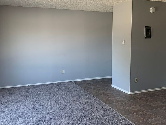 3rd image of 6633 Vineland Ave APT 47