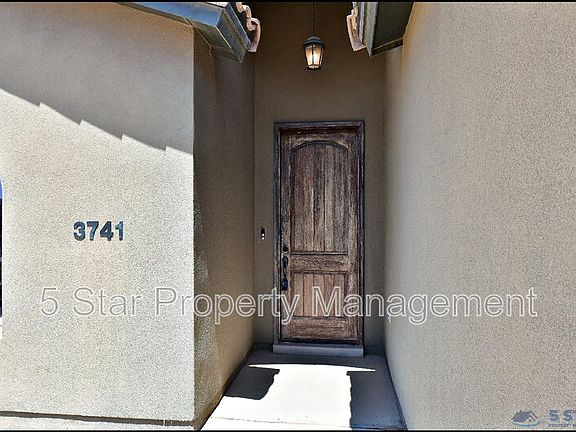 4th image of 3741 Loma Adriana Dr