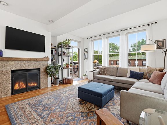 5th image of 1060 Grand Ave Unit 203