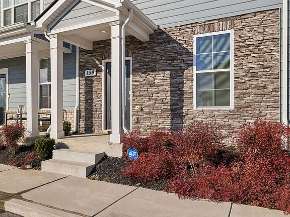 5th image of 134 Grayson Cir