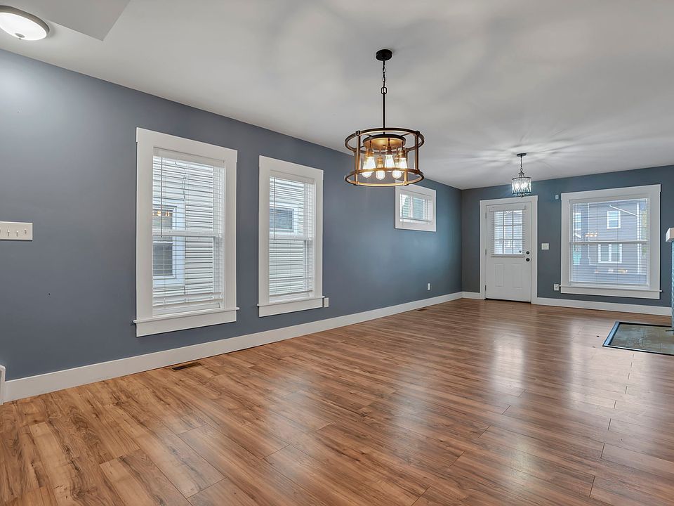 1st image of 522 N Champion Ave