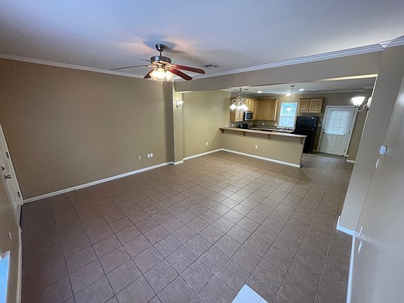 3rd image of 2405 Brightside Dr