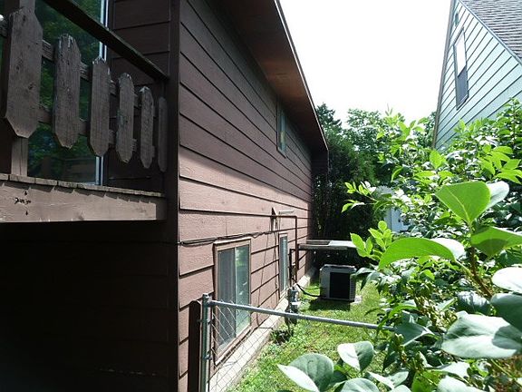 4th image of 135 19 1/2 Ave N