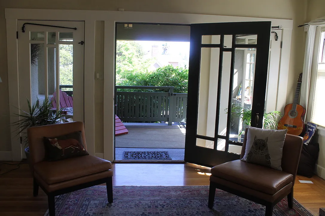 3 bed, 1800 sqft, $9,000 — Photo 4
