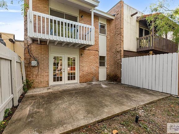 2nd image of 3744 Boca Chica Blvd APT 103B