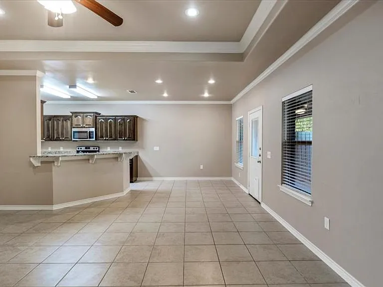 4011 Stonebridge Dr — Photo 18