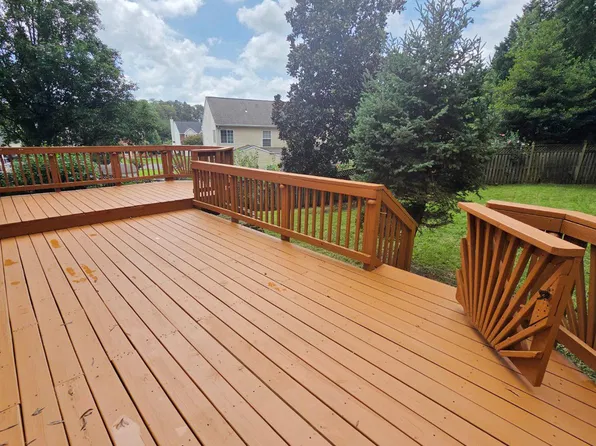 10320 Winged Elm Cir, Manassas, VA 20110