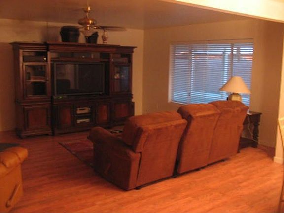 4th image of 3714 W Keim Dr