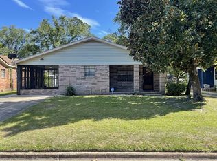 620 Holloway Ave, Albany, GA 31701