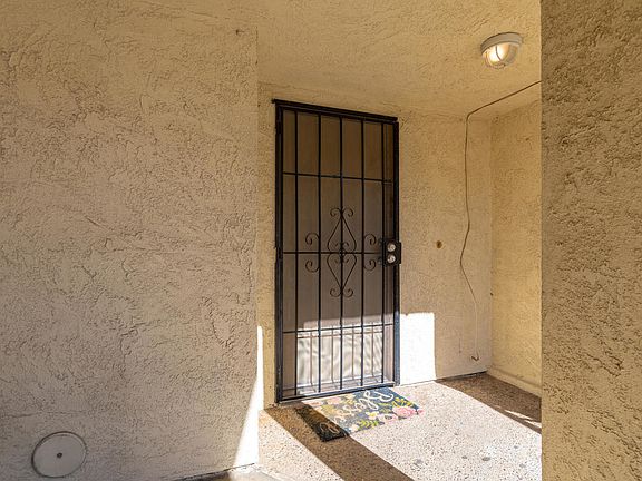 5th image of 1700 N Lynne Dr #28